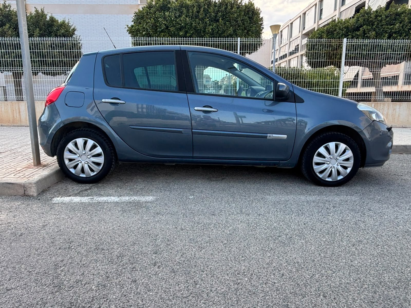 renault-clio-2012 photo